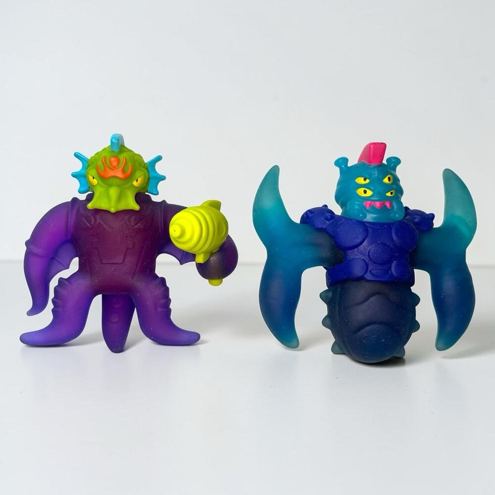 Heroes of Goo Jit Zu Lot 2 Alien Figures Stretchy Squishy Toy Blue Purple